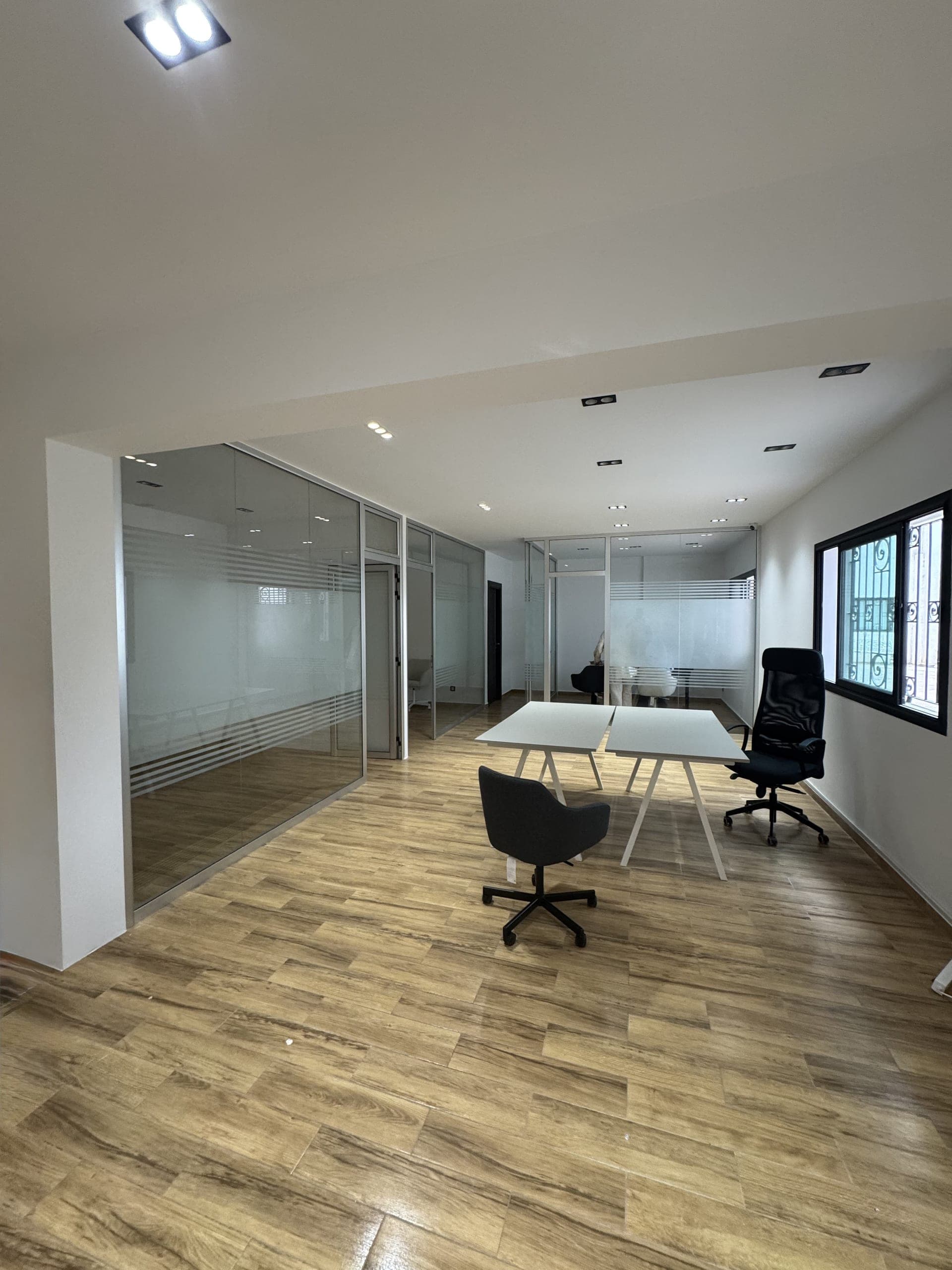 Vue d'Ensemble — Cloisons Vitrées de Bureau